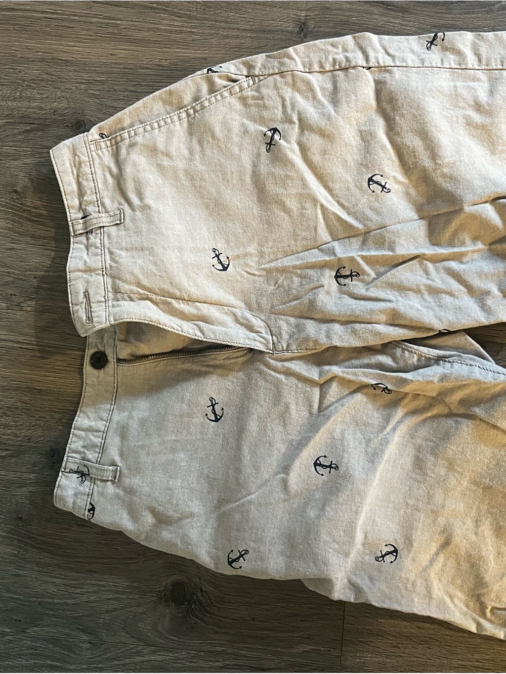 Dockers Light Beige Casual Shorts with White Waistband